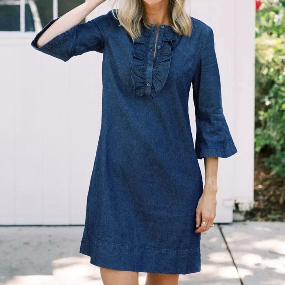 Draper James size 8 Chambray Ruffle Shift Dress